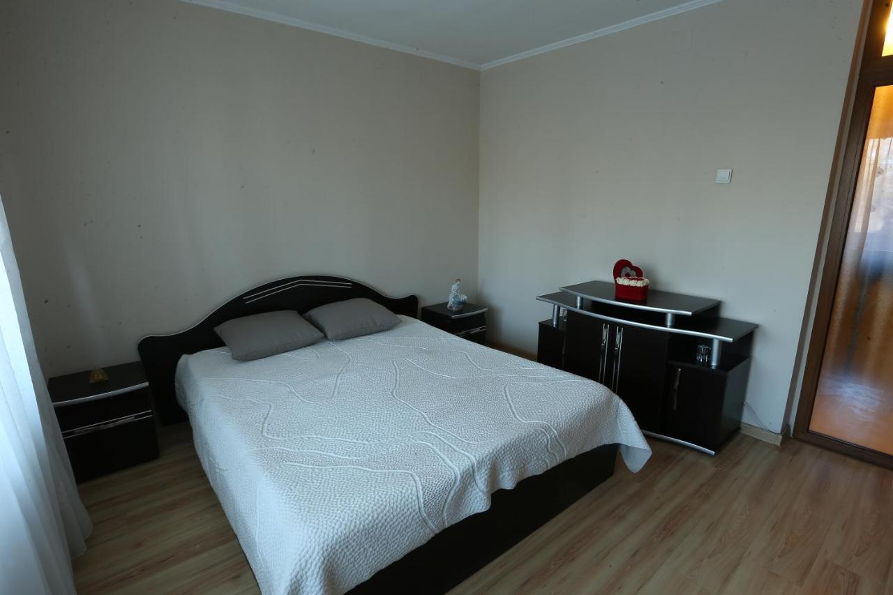 Apartament Dragos Voda Орадеа Екстериор снимка