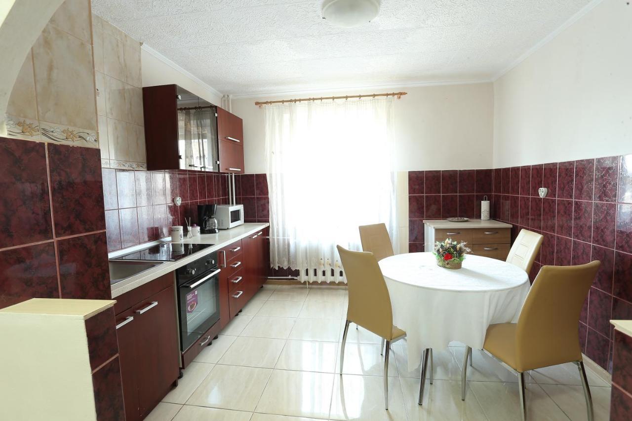 Apartament Dragos Voda Орадеа Екстериор снимка